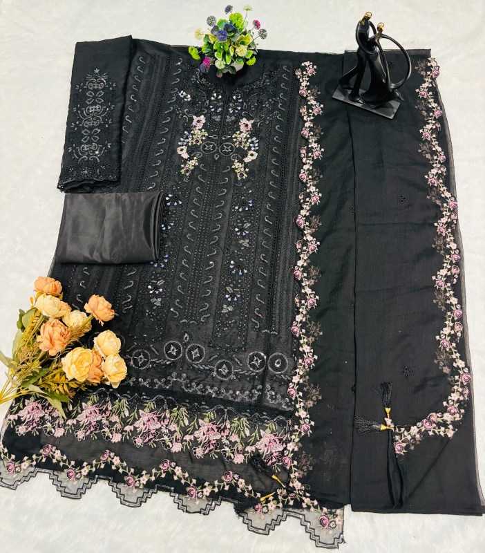 Maaria Chiffon Embroidery Suit