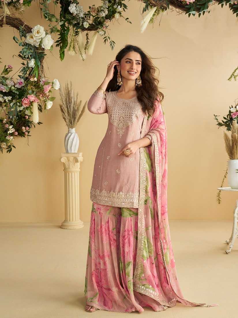 Embroidery Suit