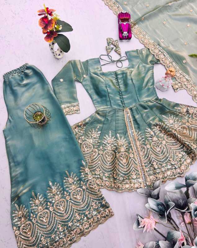 Embroidery Suit