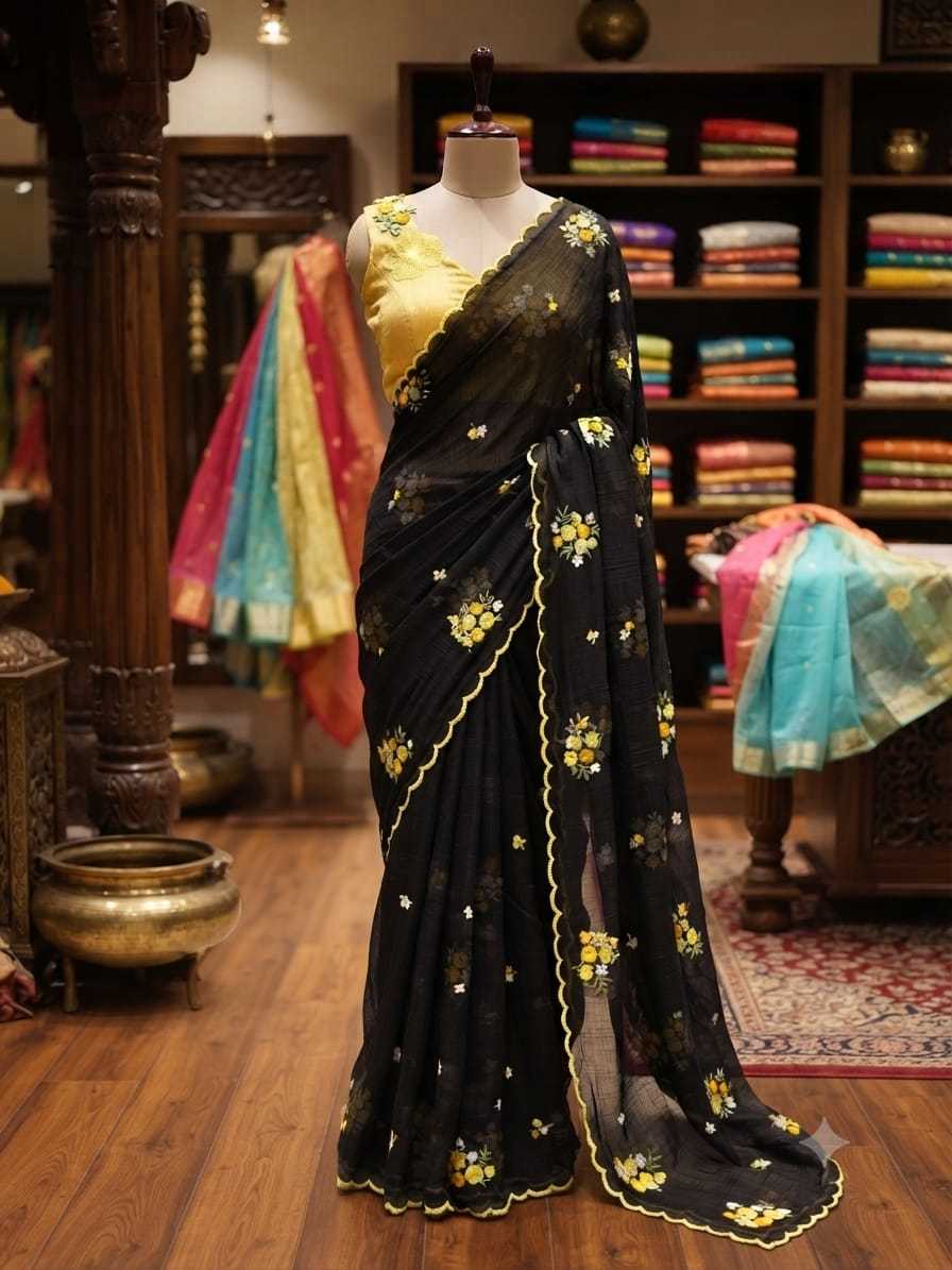Crunchi Designer Saree in White