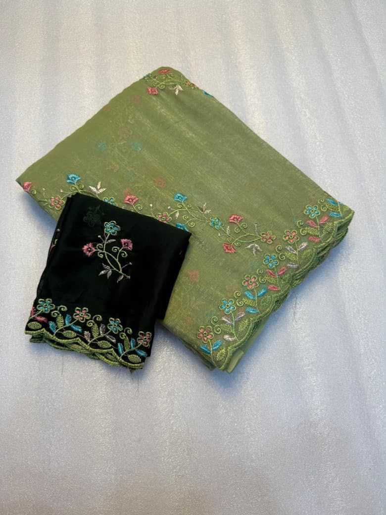 Crunchi Designer Saree in Baby Pink