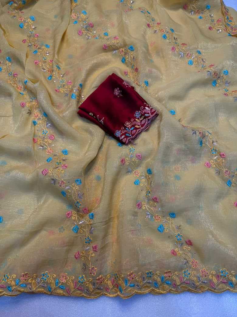 Crunchi Designer Saree in Baby Pink