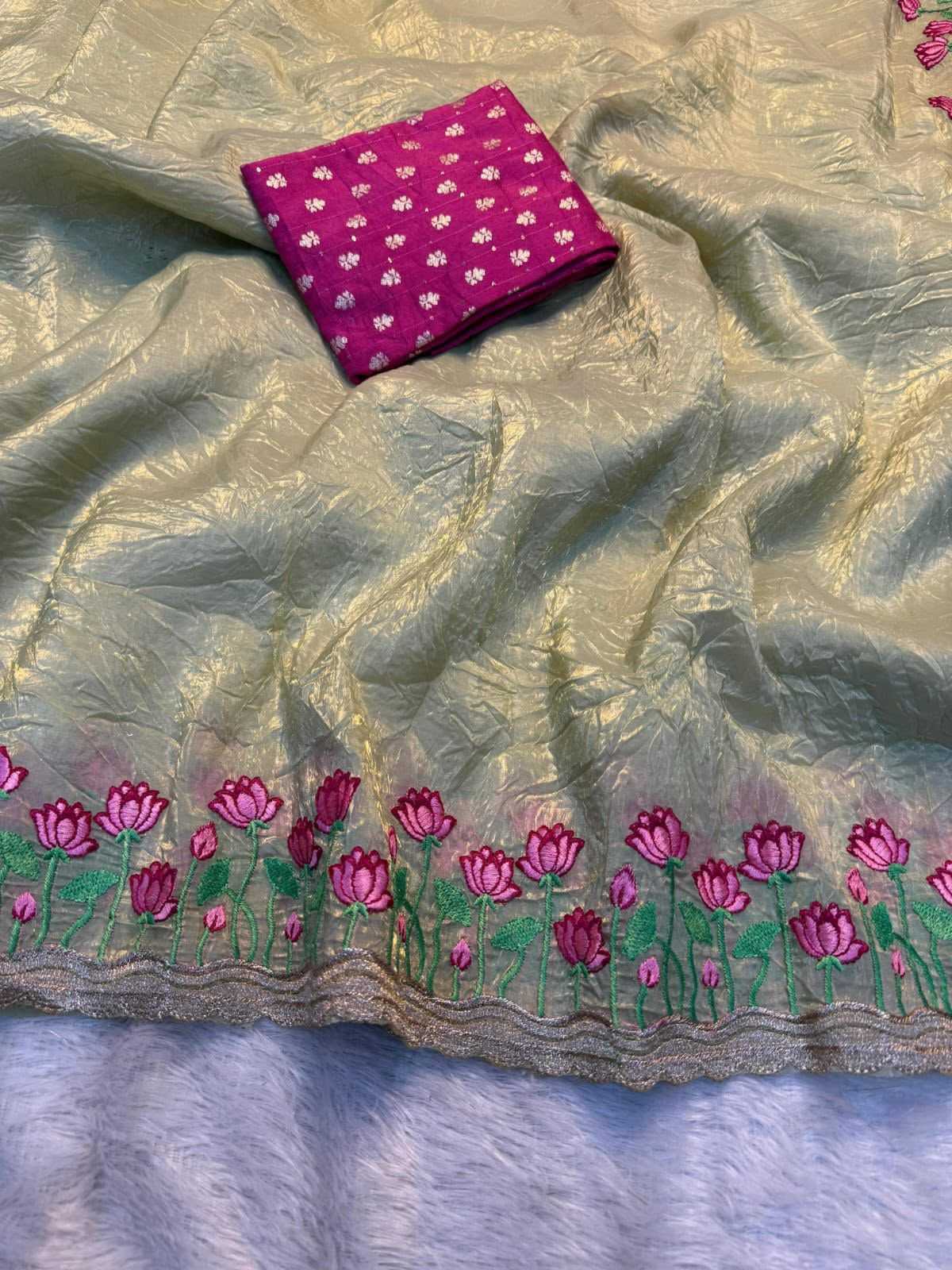 Aakankshita Soft Gold Crush Designer Saree