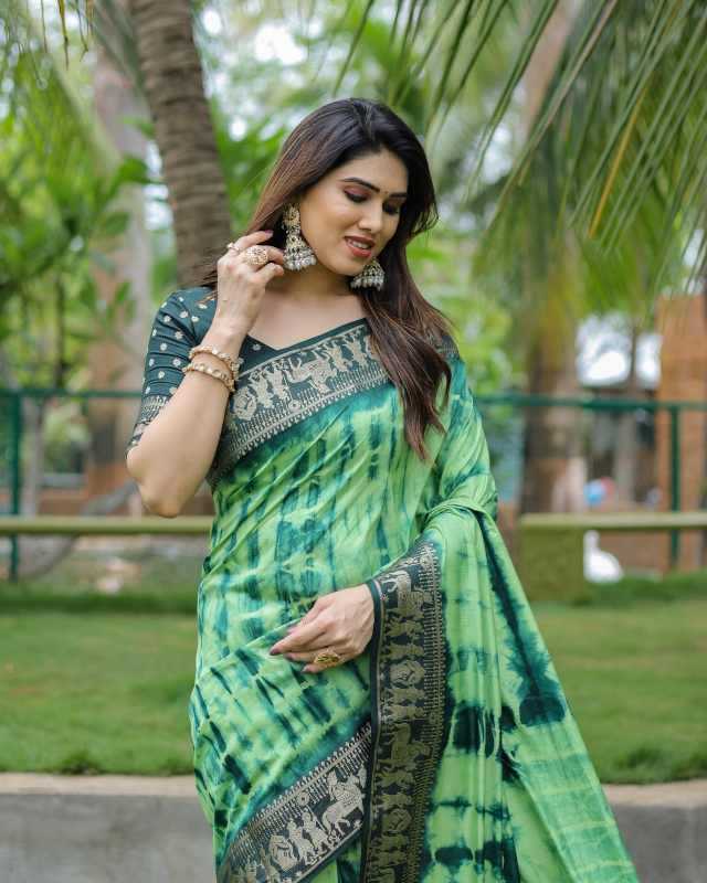 Rangavelly Dola Silk Bandhani Bandhej Saree