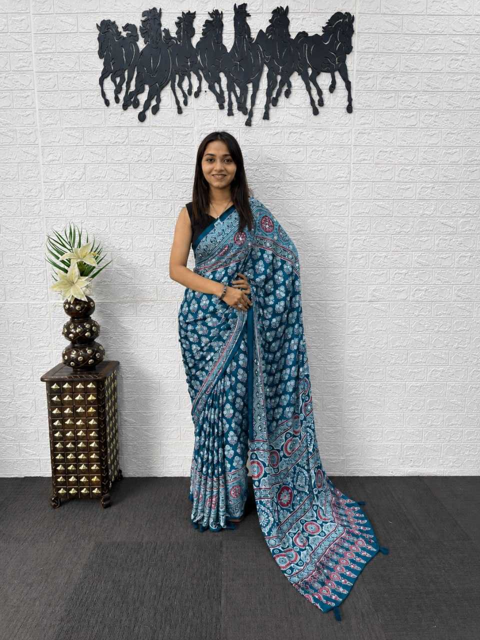 Japan Sartin Printed Saree 3202