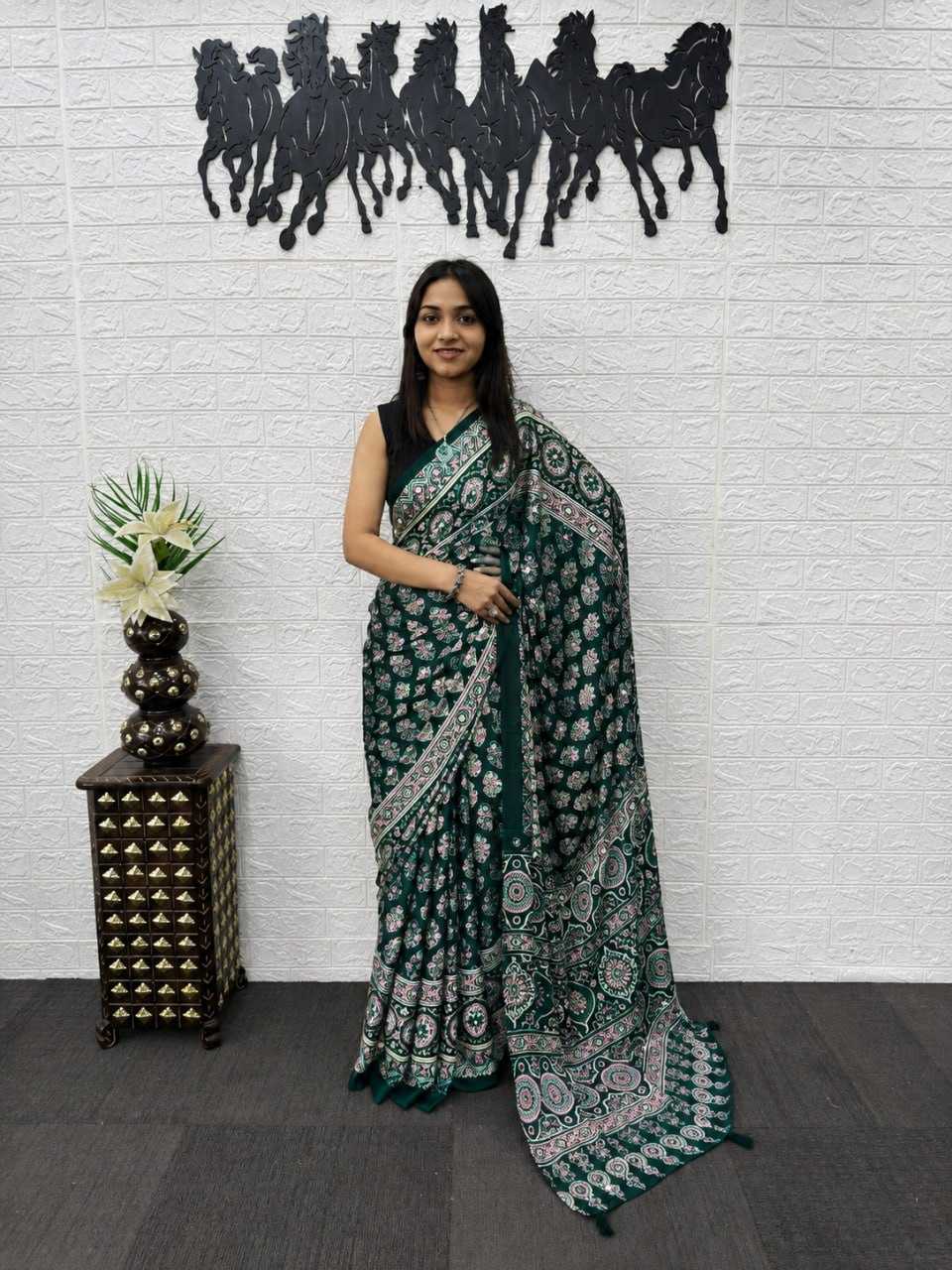 Japan Sartin Printed Saree 3202