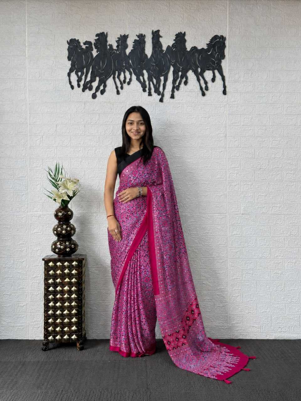 Japan Sartin Printed Saree in Rani
