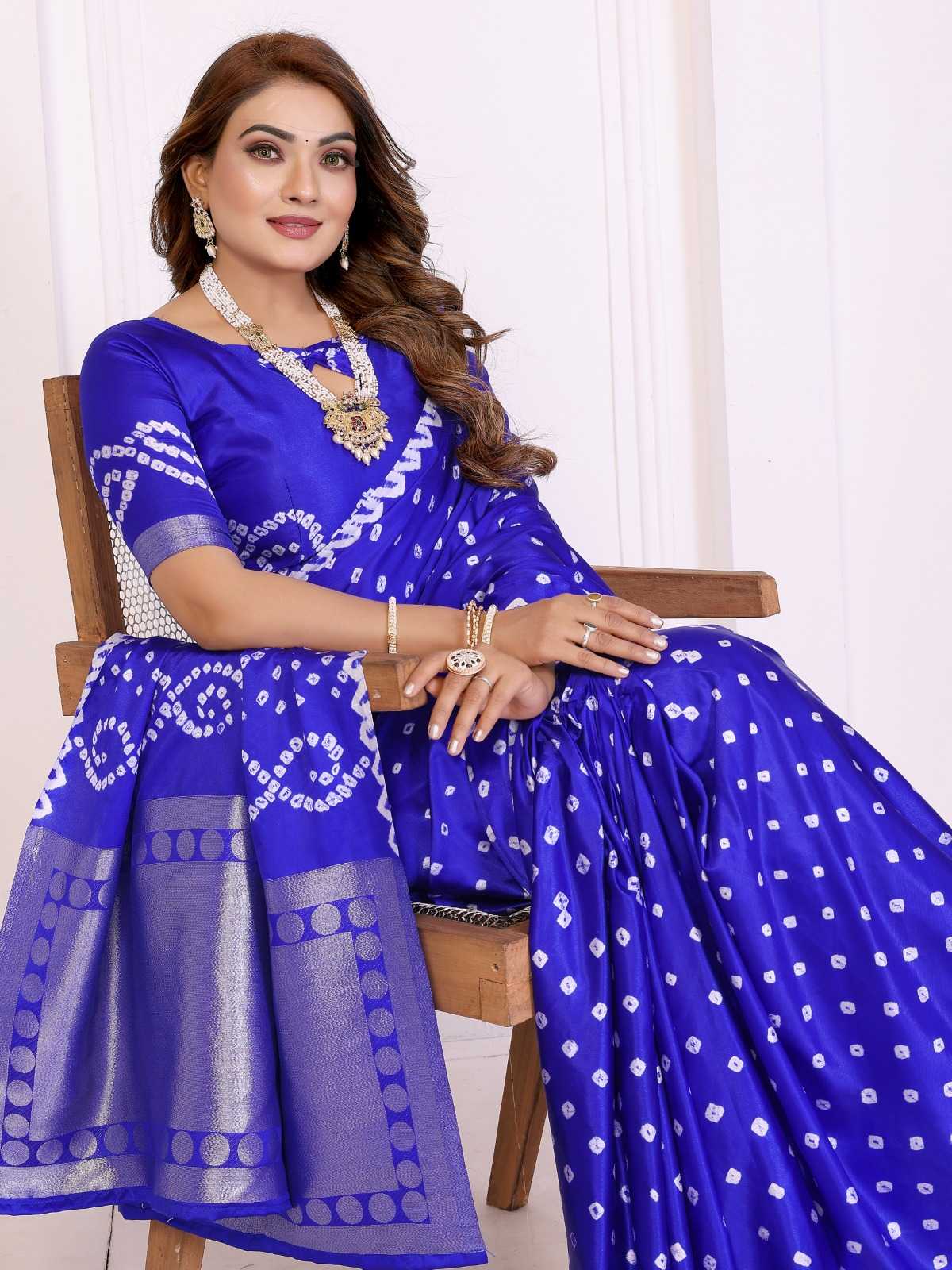 Shwetaki Satin Silk Soft Saree
