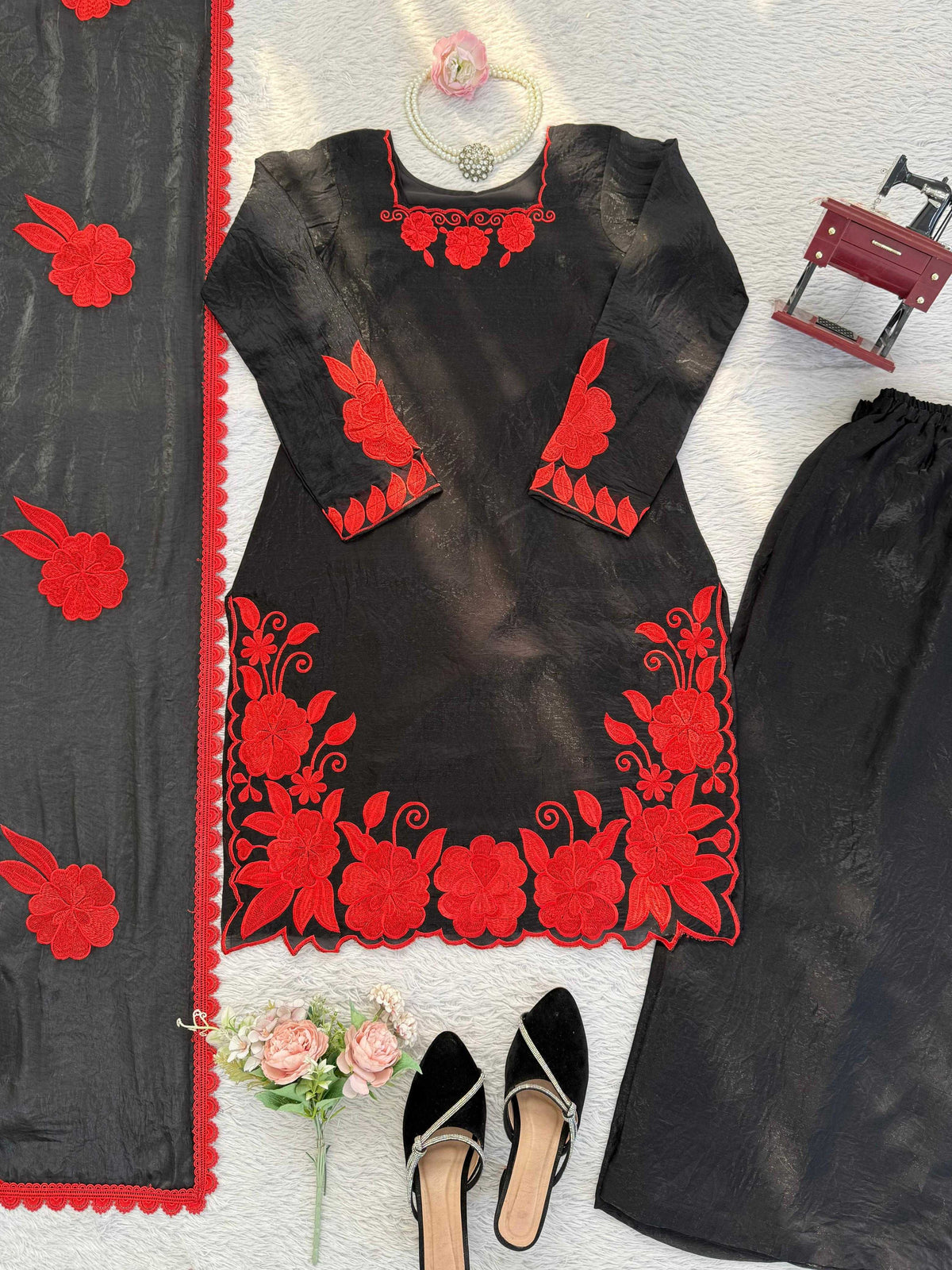 Fendy Embroidery Suit