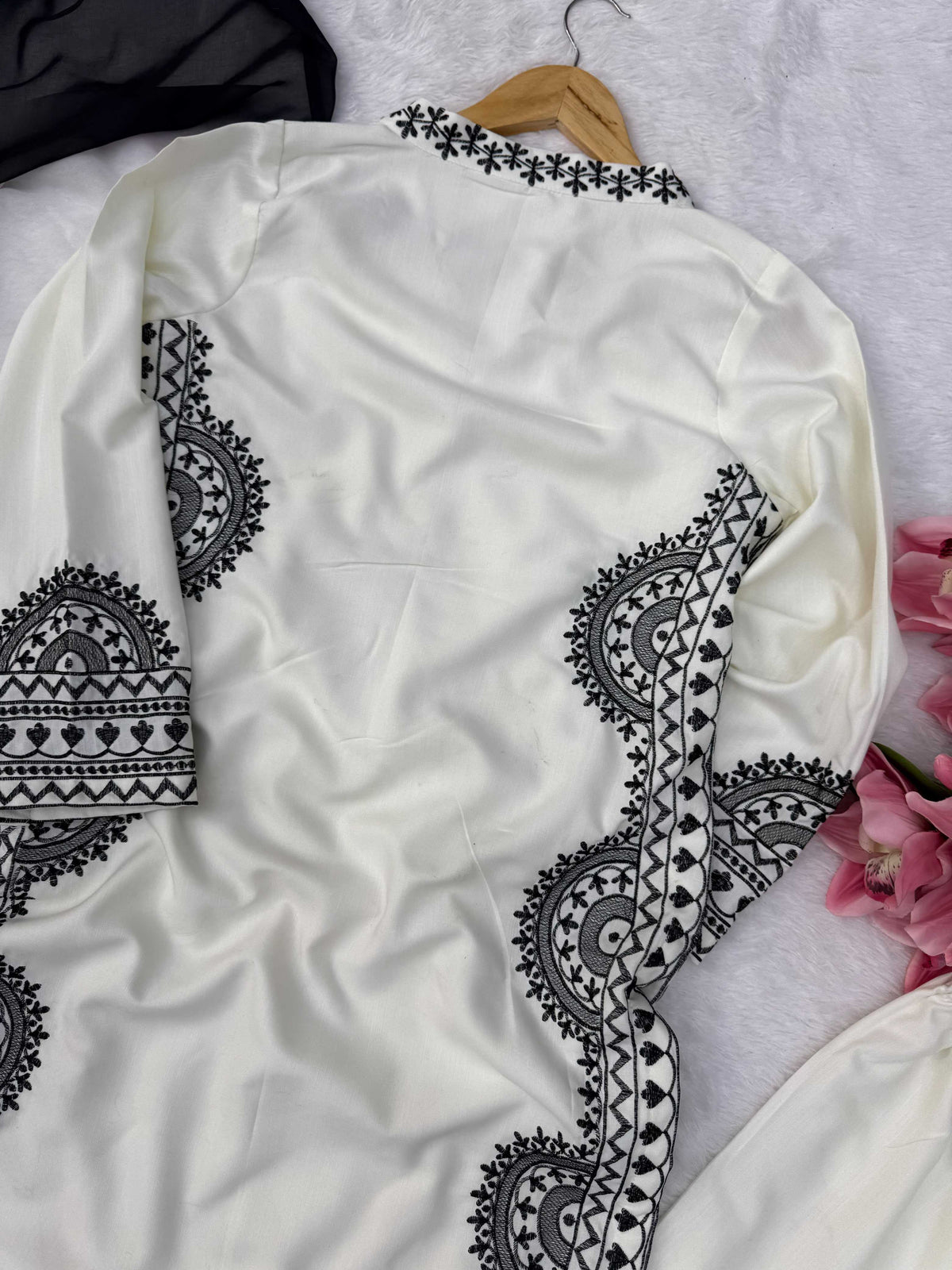 Slubby Cotton Suit