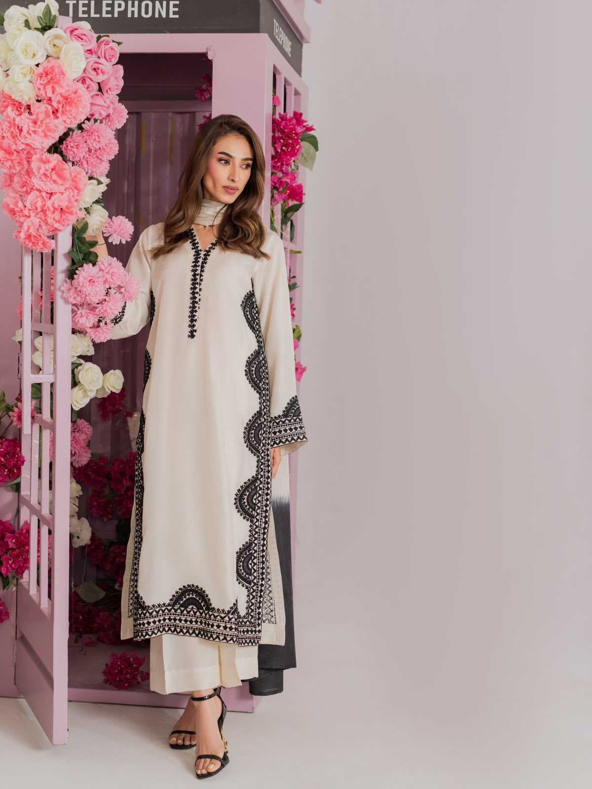 Slubby Cotton Suit