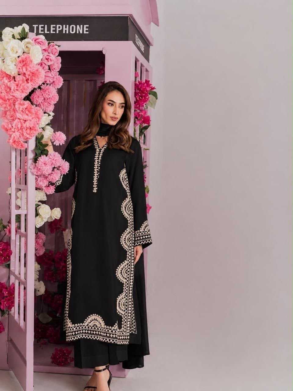 Slubby Cotton Suit