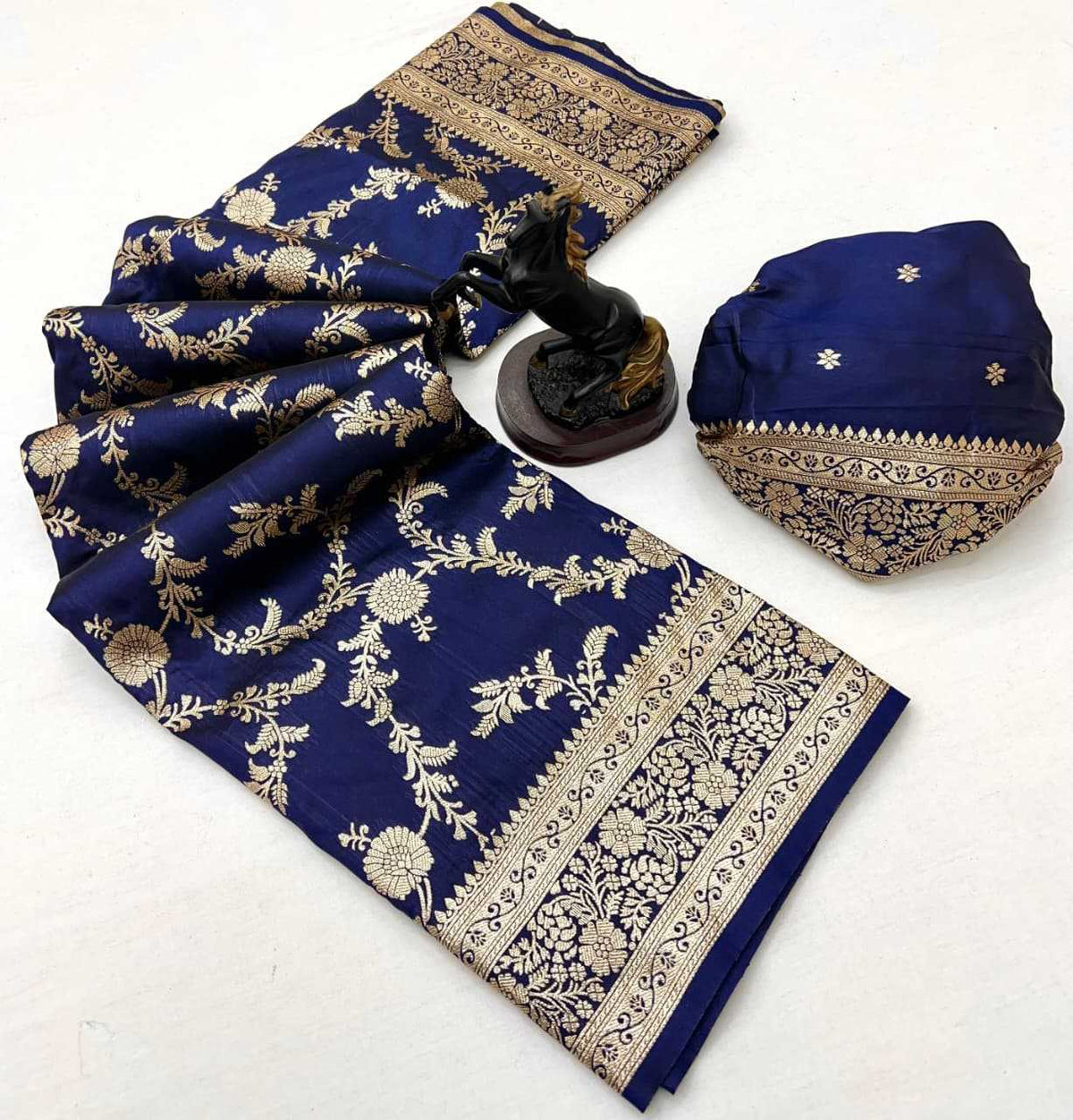 Nisha Banarasi Soft Silk Zari Border Saree