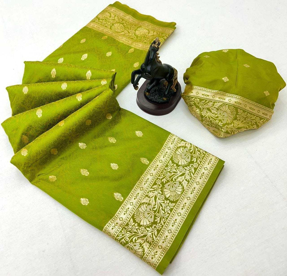 Banarasi Soft Silk Zari Border Saree