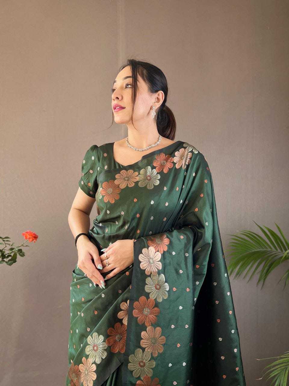 Suhani Soft Silk Zari Border Saree