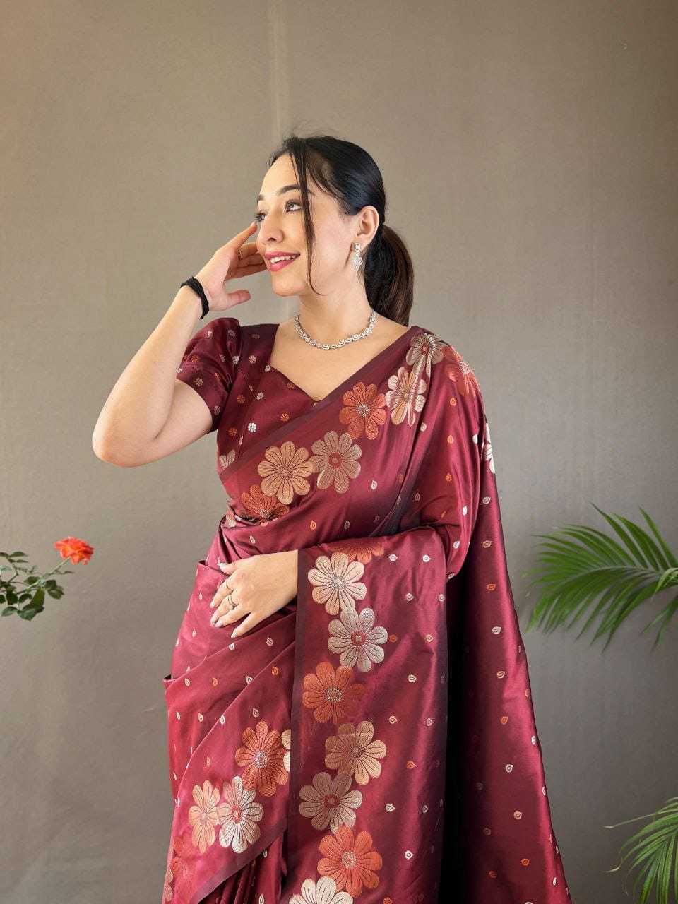 Suhani Soft Silk Zari Border Saree
