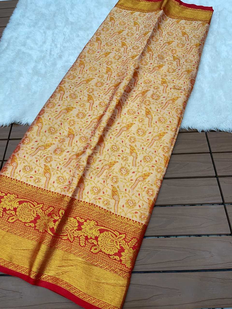 Weaving Kanjivaram Silk Designer Saree