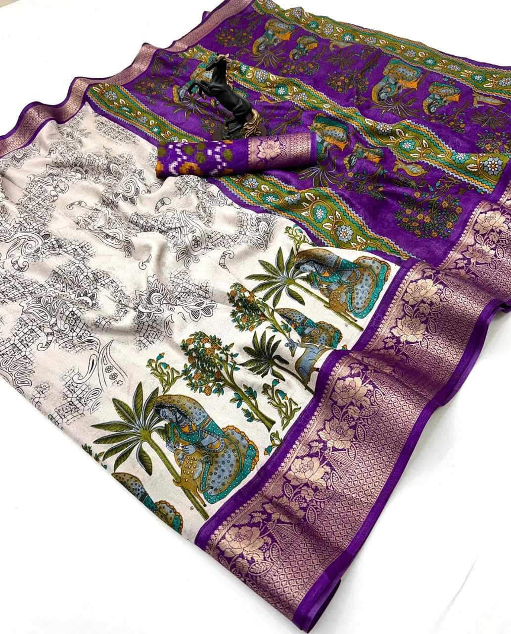 Wow Soft Silk Designer Saree