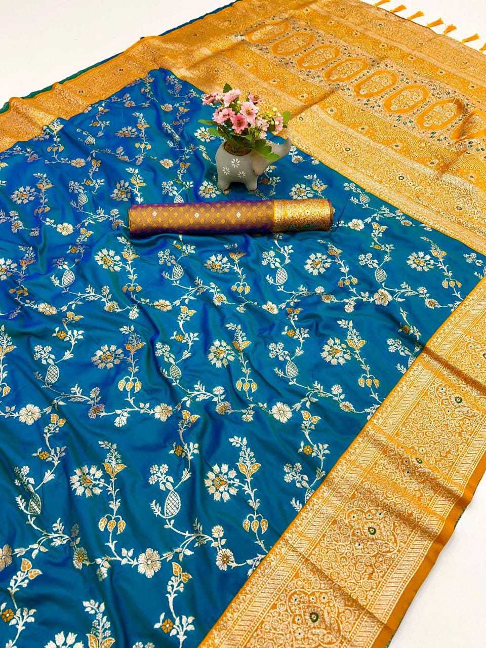 Zari Banarasi Soft Silk Designer Saree