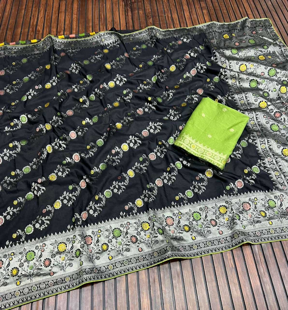Pure Viscos Georgette Saree
