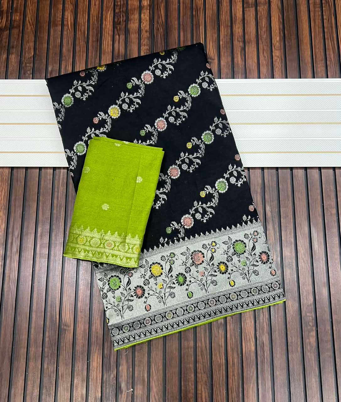 Pure Viscos Georgette Saree