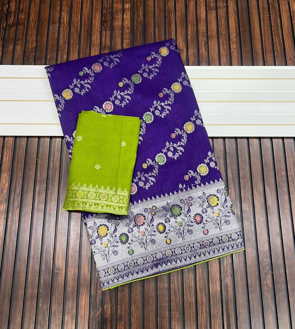 Pure Viscos Georgette Saree