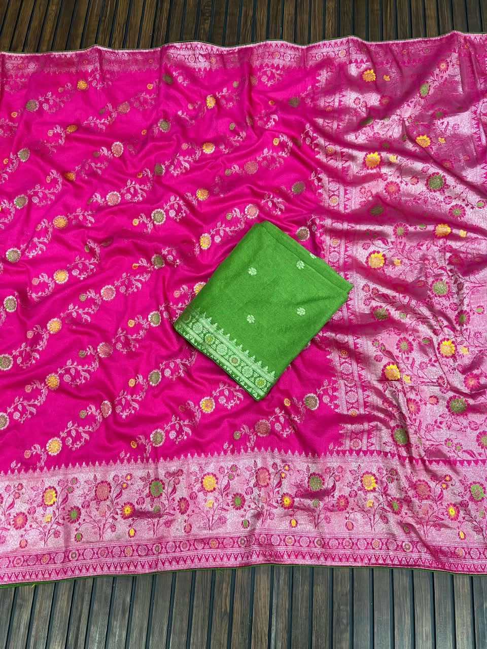 Pure Viscos Georgette Saree