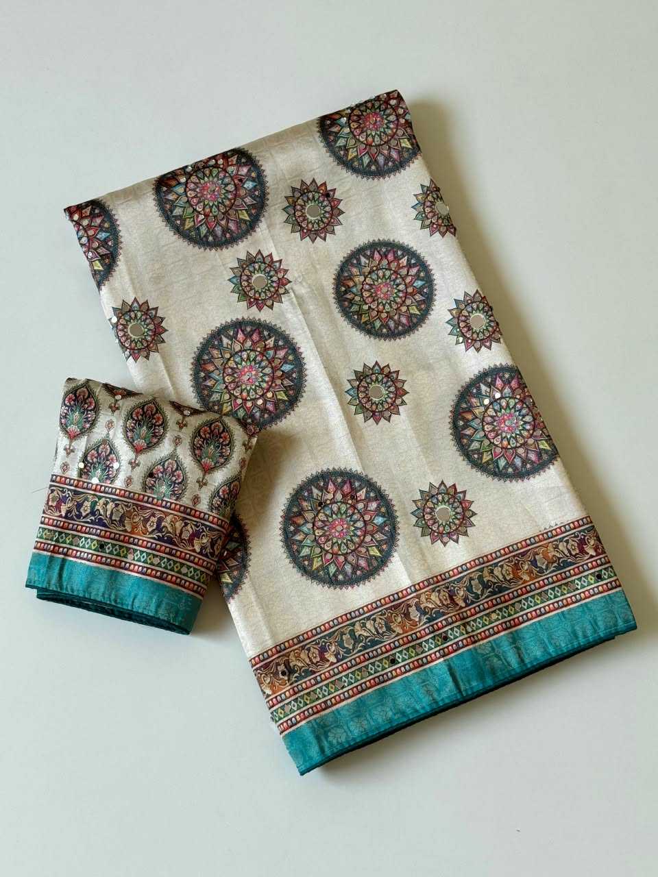 Dola Silk Saree in Pink
