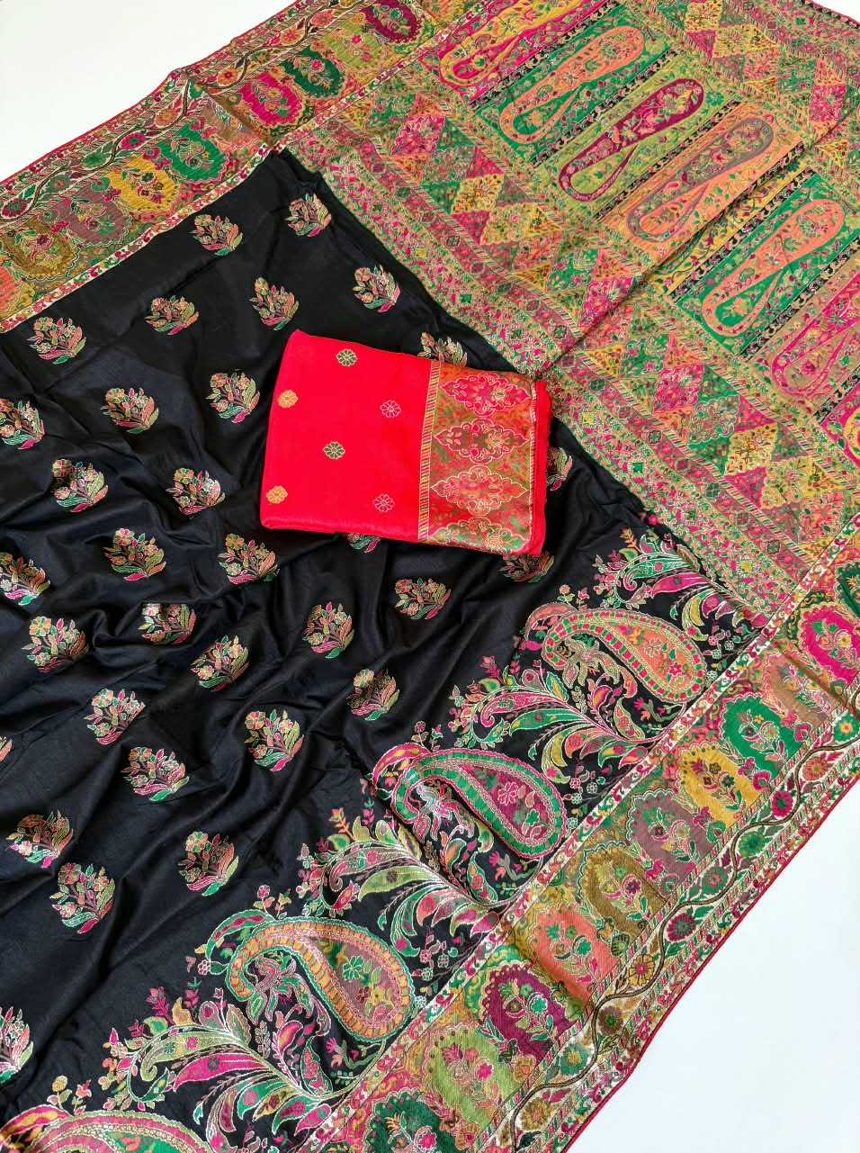 Pure Silk Traditional Saree in Black