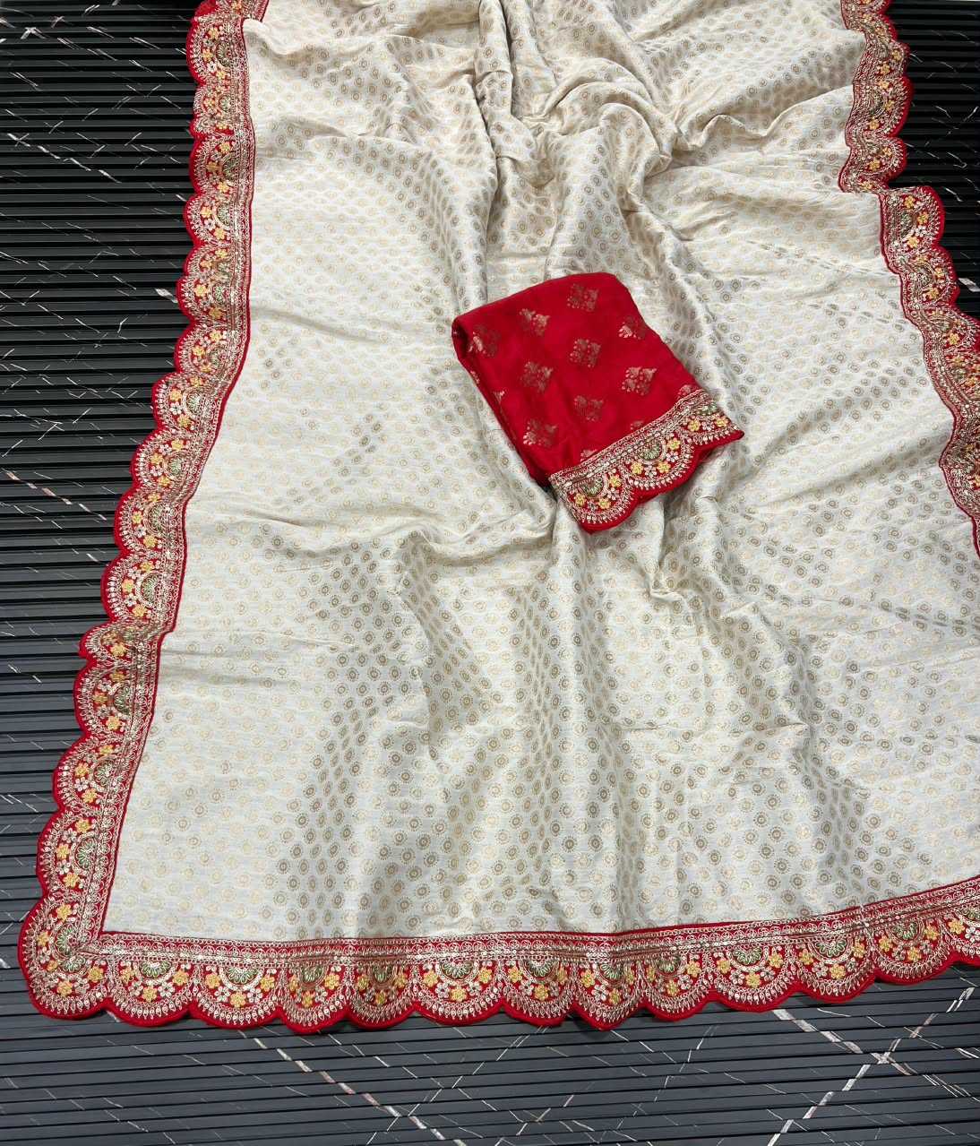 Dola Silk Saree 974