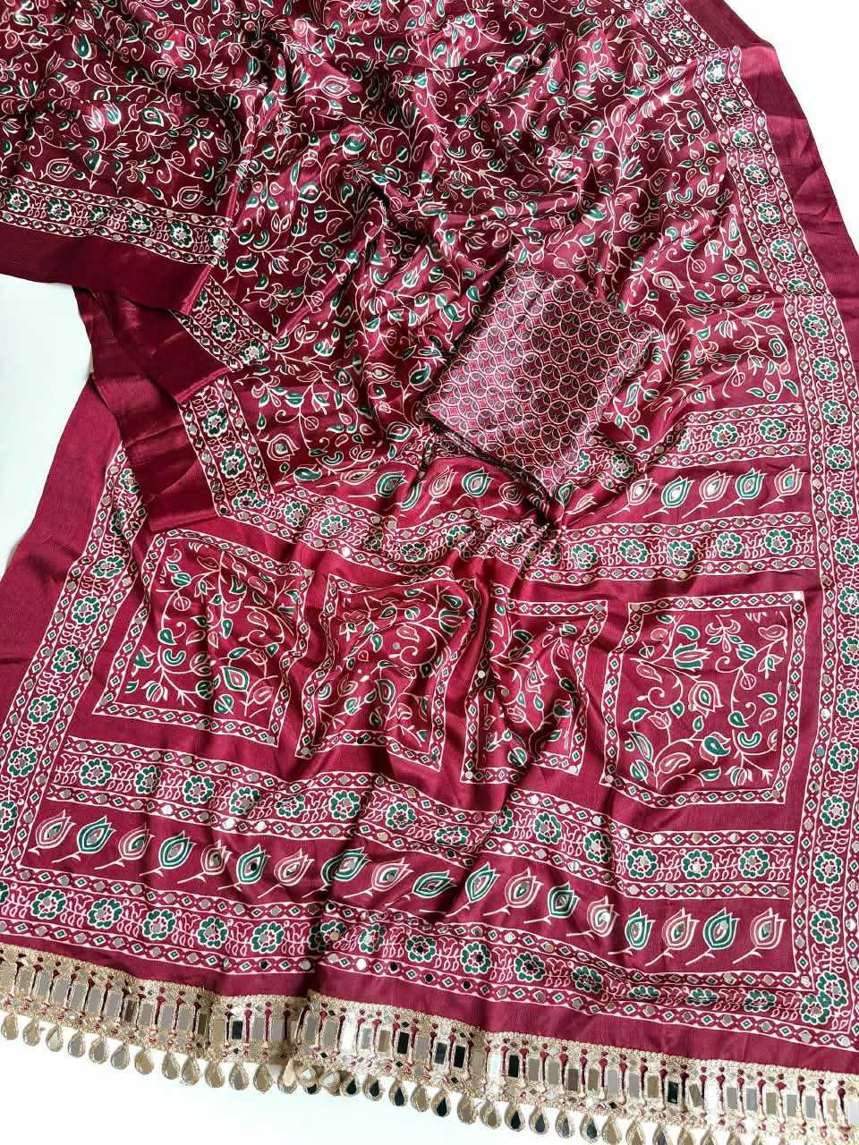 Aamrithika Crepe Silk Soft Saree