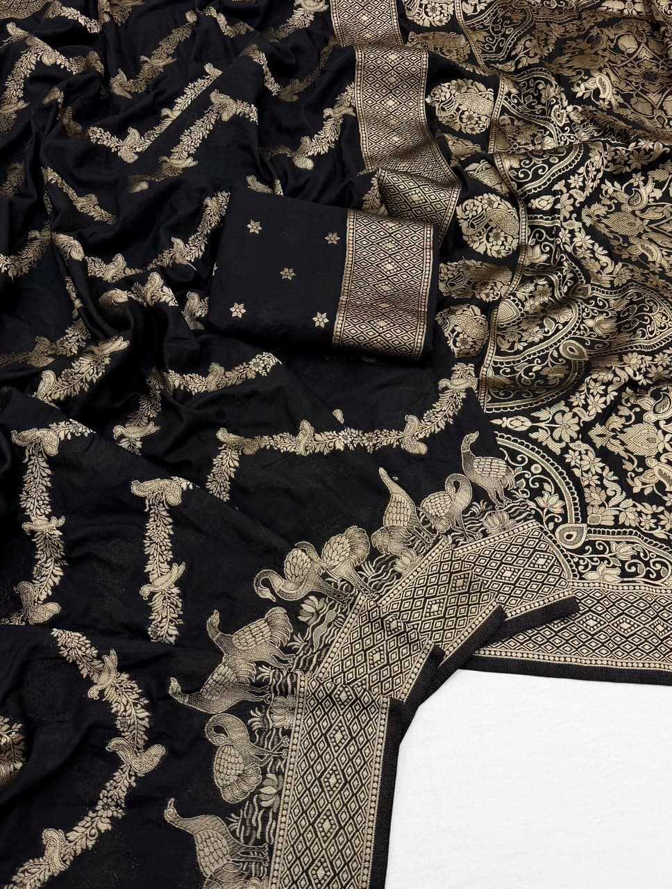 Divisha Georgette Saree