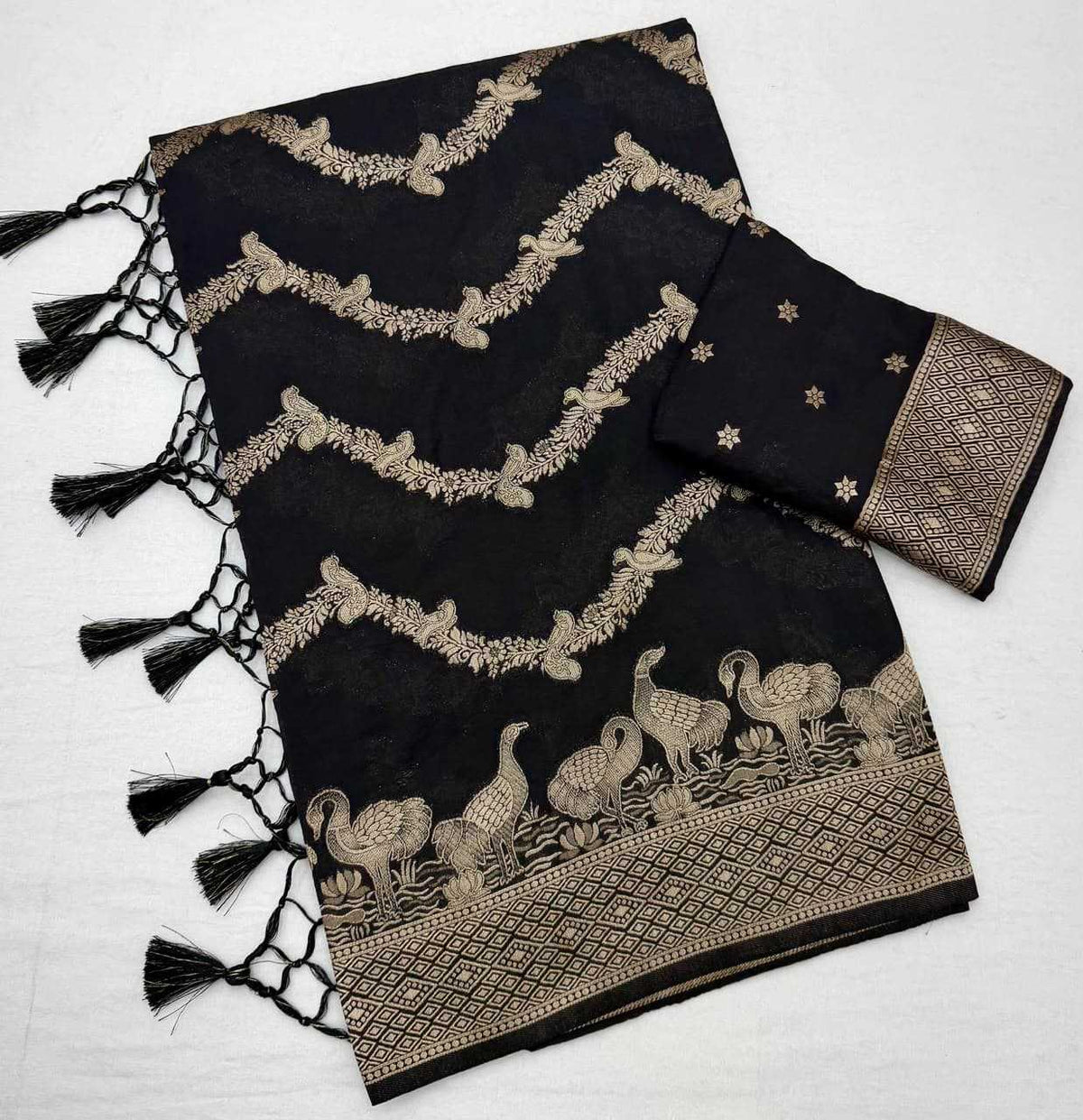 Divisha Georgette Saree