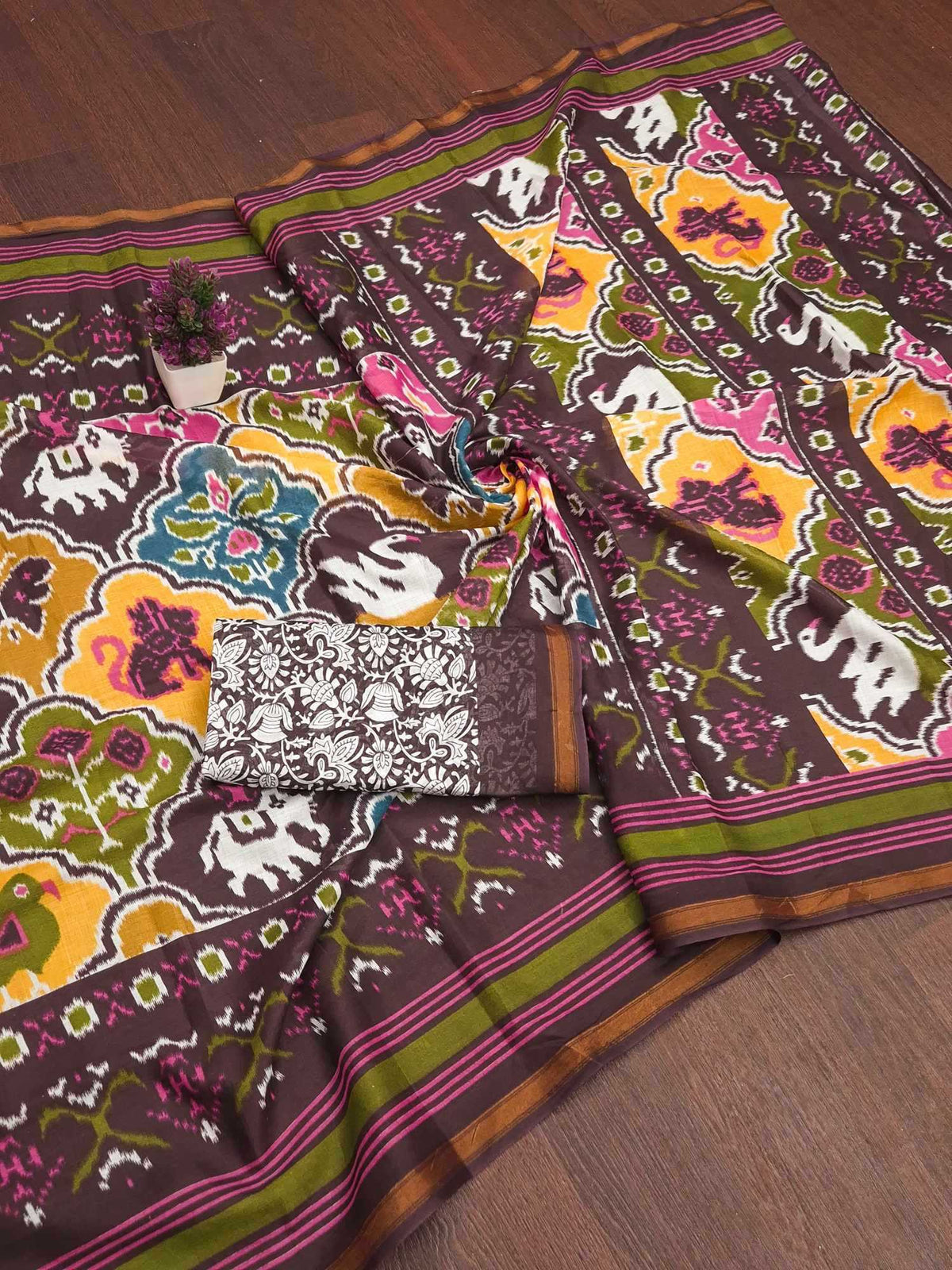 Cotton Zari Border Saree