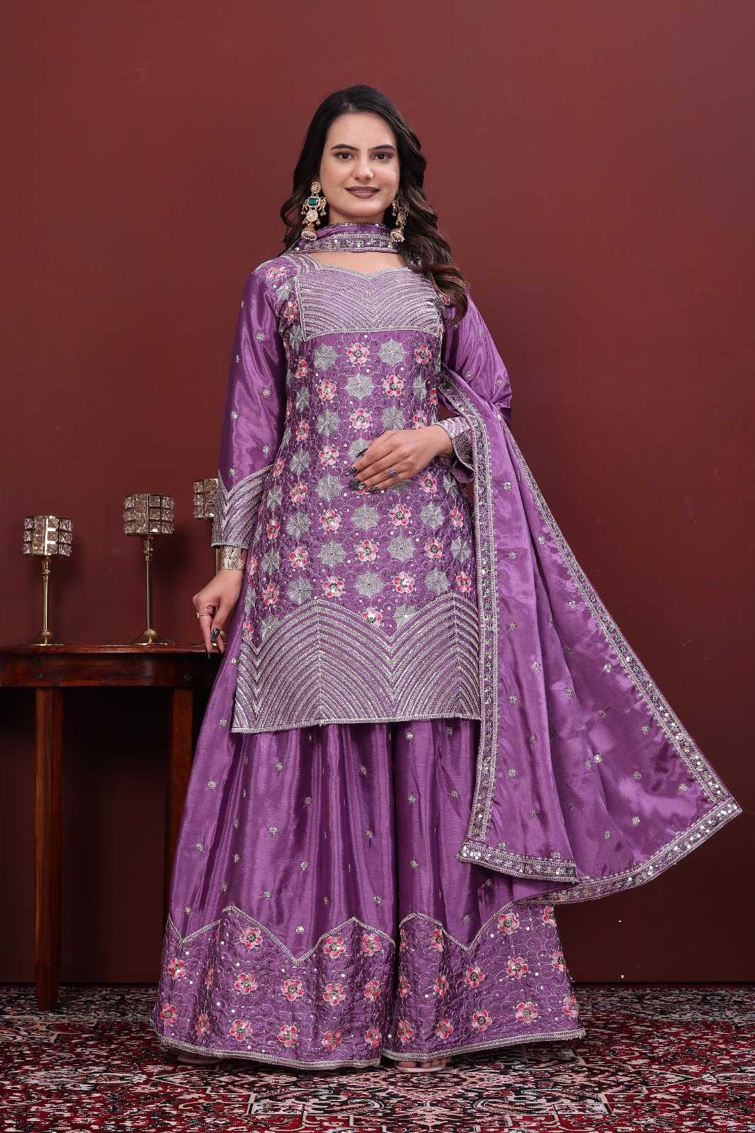 Chinon Ladies Suit