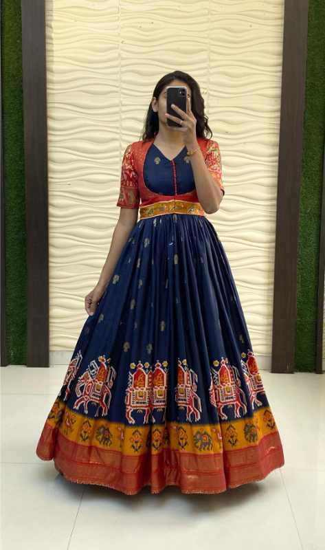 Dola Silk Printed Gown