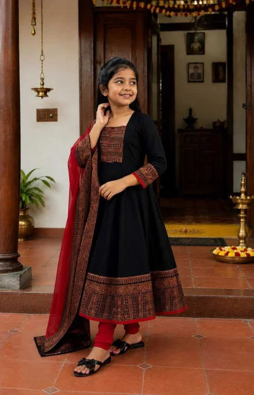 Tarunika Georgette Kids Gown